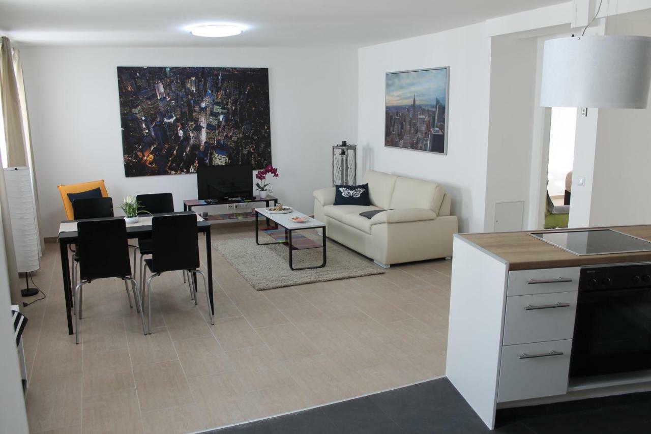 Urban-Style Apartment Вена Экстерьер фото